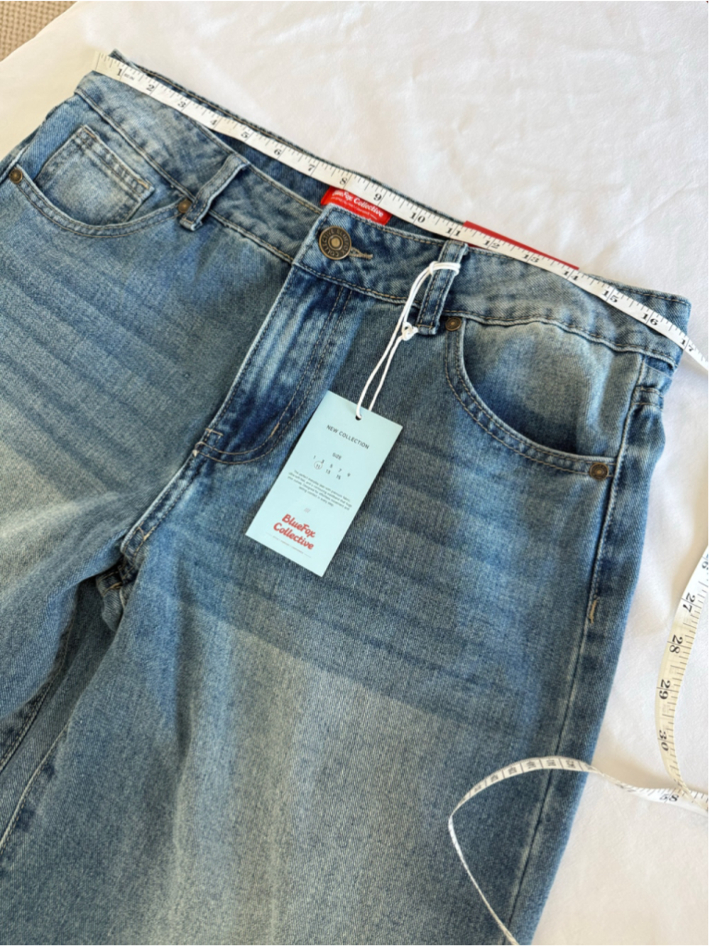 Women's BlueFox Collective Wide Leg Jeans Size 11 Blue White Bow Print - Picture 4 of 9